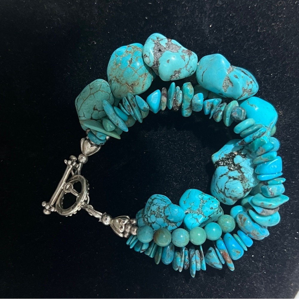 Hand Crafted Turquoise and Silver Bracelet☑️ - Picture 8 of 11